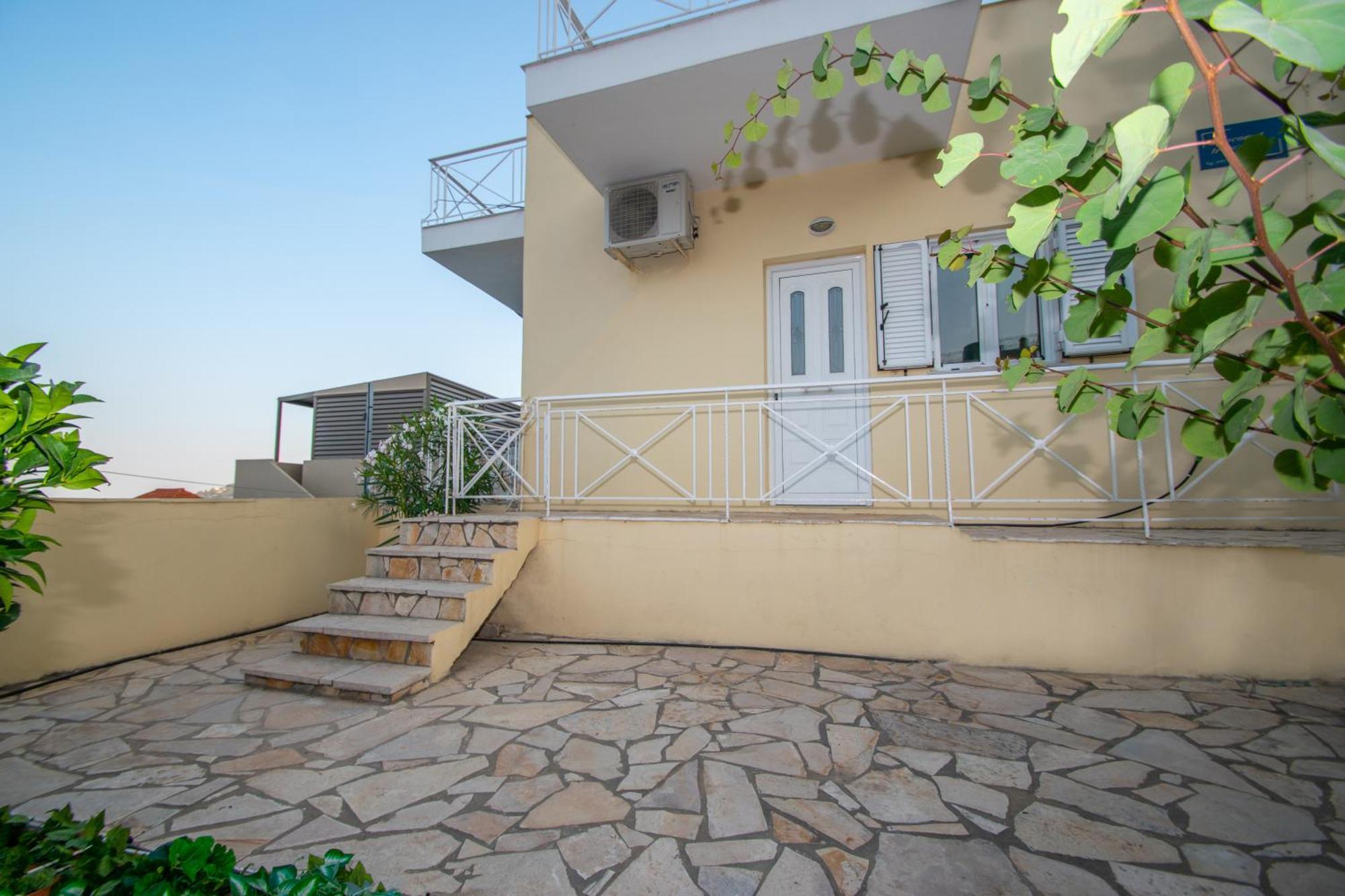 Coconut Tree House With Port View Apartman Zákinthosz Kültér fotó